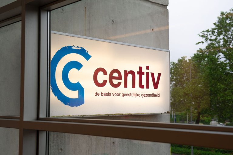 Centiv-logo op gebouw